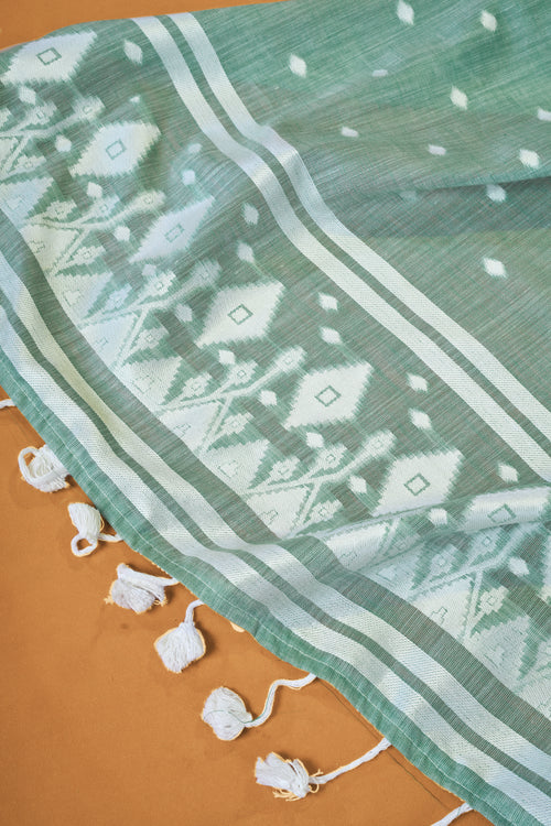 Aarohi Pure Linen Saree – Chikankari Border & Pallu (Green)